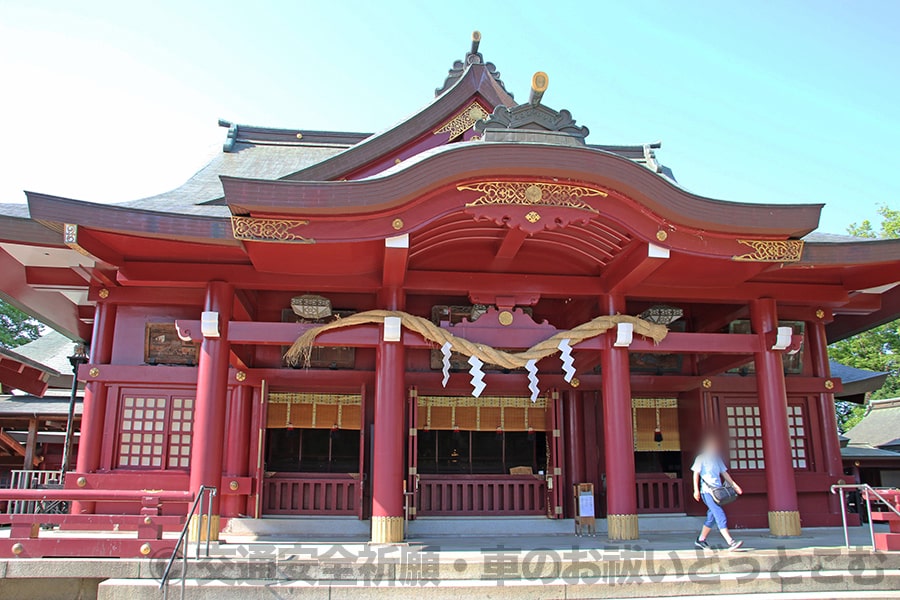 笠間稲荷神社 御祈祷を受ける拝殿・本殿の様子