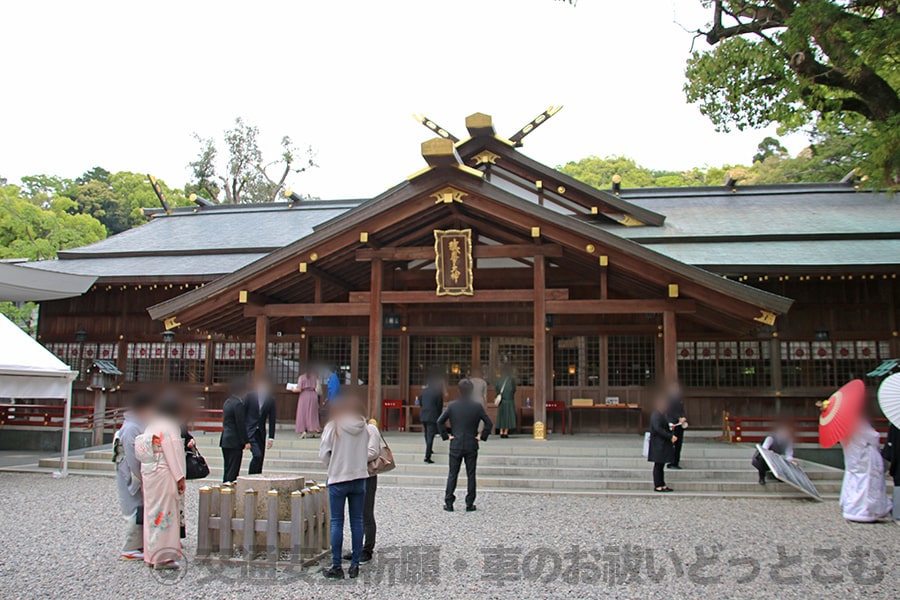 猿田彦神社 交通安全の御祈祷を受ける御本殿の様子